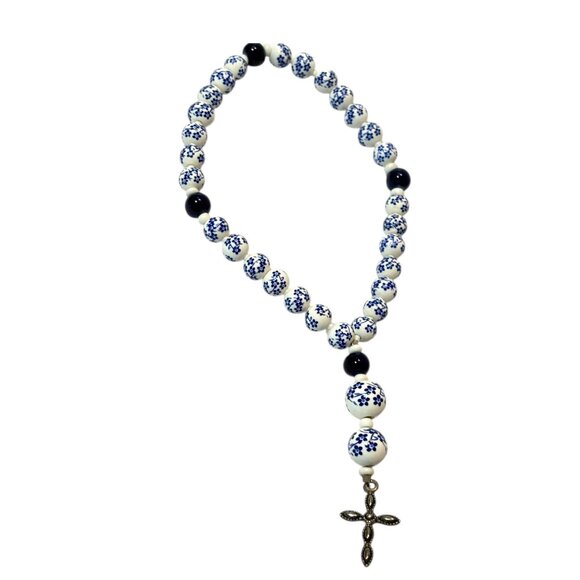 Vintage Blue & White Floral Ceramic Bead Rosary Bracelet With Silver-Tone Cross - Picture 6 of 8